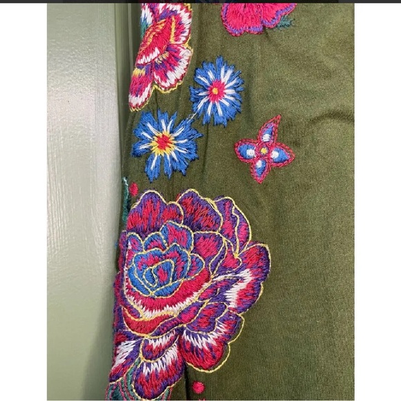 NWT Johnny Was Boho Western Floral Embroidered V-Neck Mini Dress Green Small - Picture 2 of 11